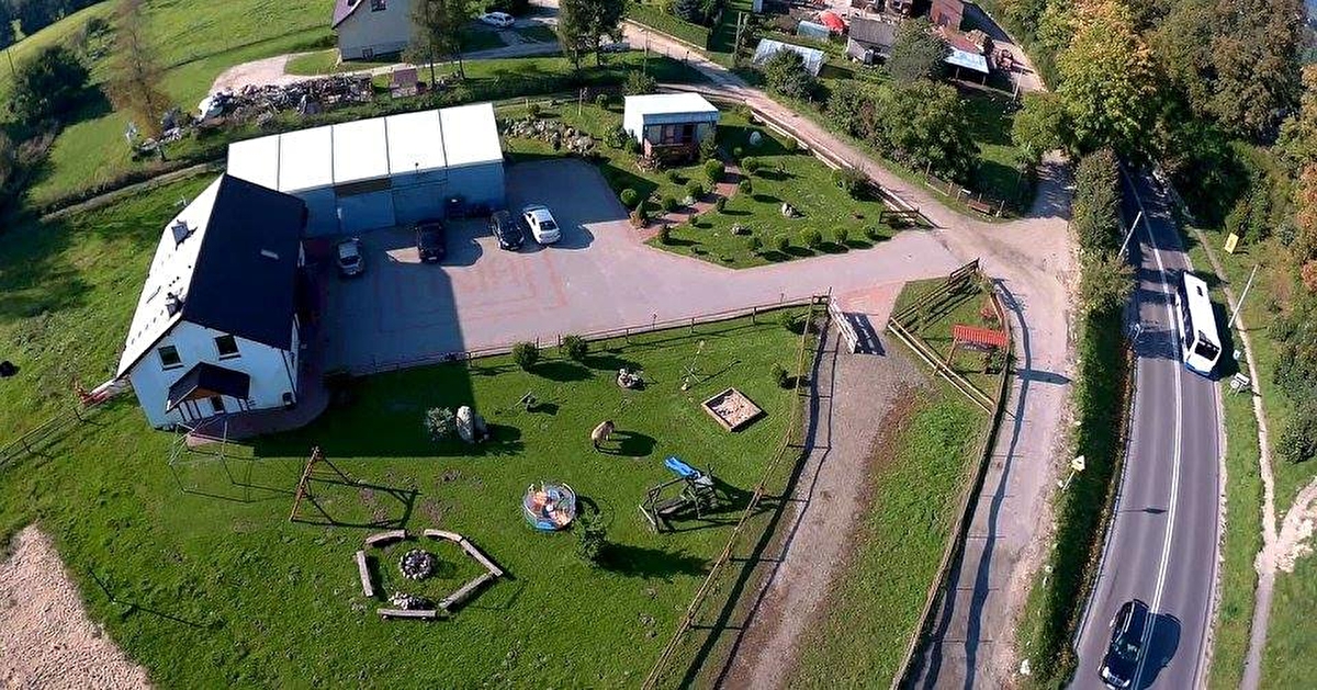 Stajnia Ania w Kielnie